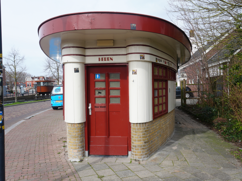 Plaatsing regenwatersysteem Sneek.